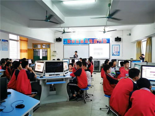靈洞科技試驗班 計算機軟件編程課程首次開班，引領技術開發新浪潮